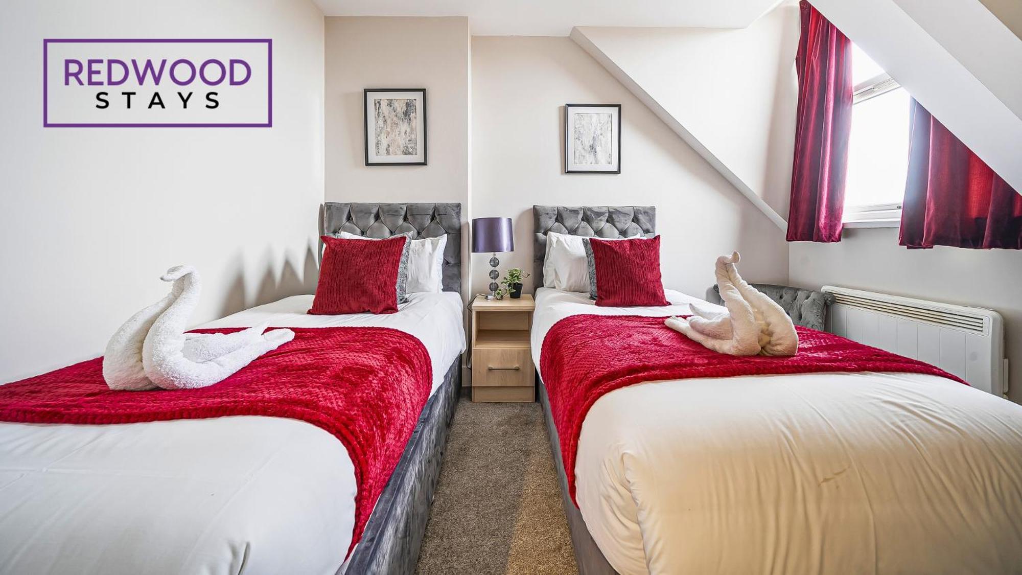 Newly Refurbished Everest Lodge Serviced Apartments For Contractors & Families, Free Wifi & Netflix By Redwood Stays Farnborough  Exterior foto