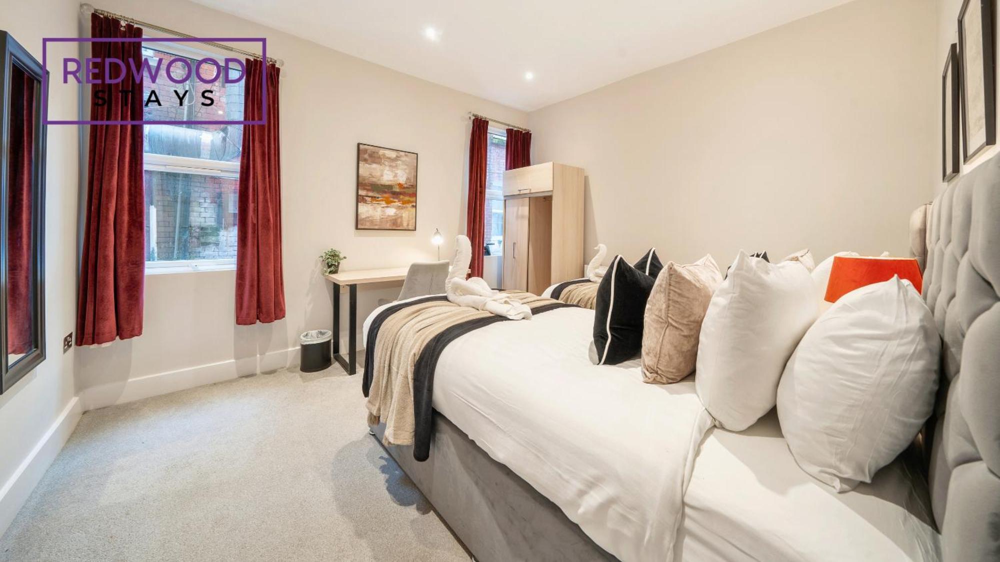 Newly Refurbished Everest Lodge Serviced Apartments For Contractors & Families, Free Wifi & Netflix By Redwood Stays Farnborough  Exterior foto