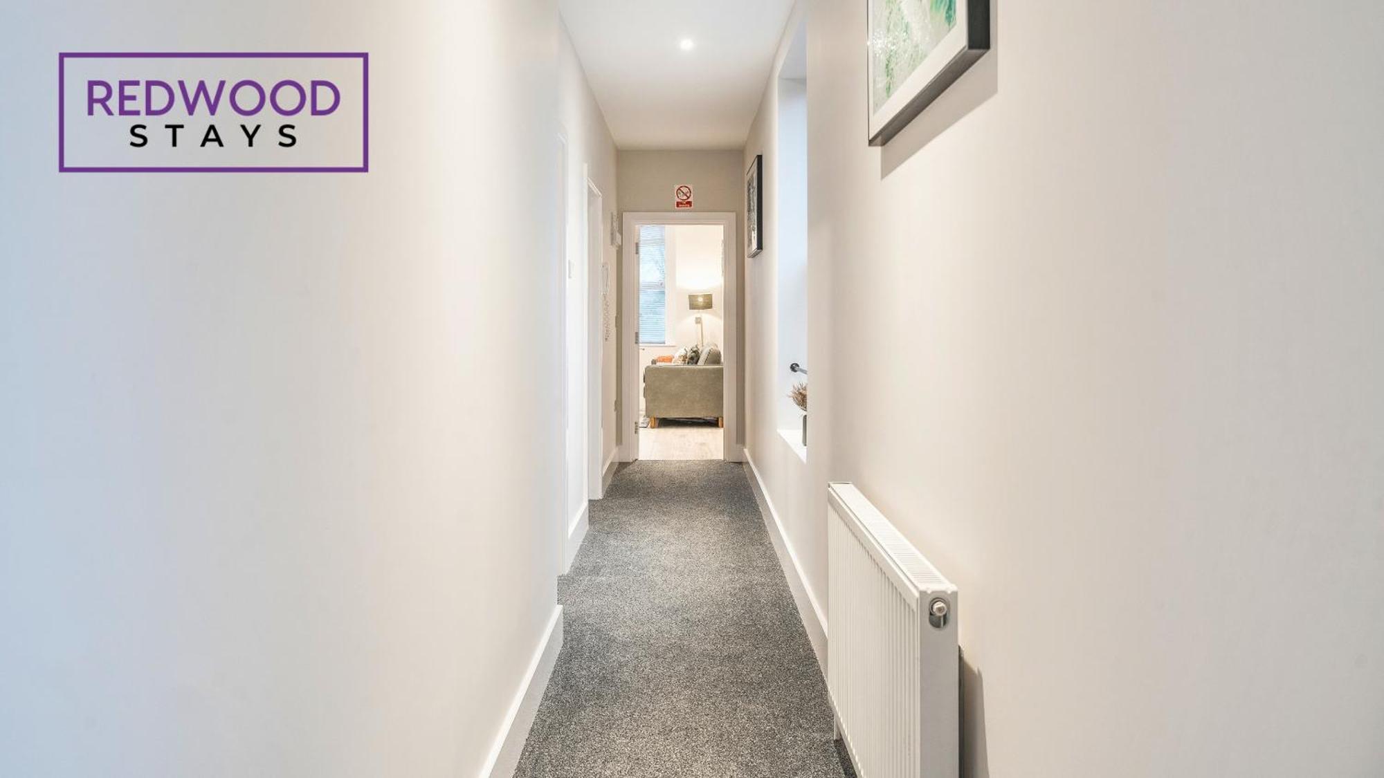 Newly Refurbished Everest Lodge Serviced Apartments For Contractors & Families, Free Wifi & Netflix By Redwood Stays Farnborough  Exterior foto