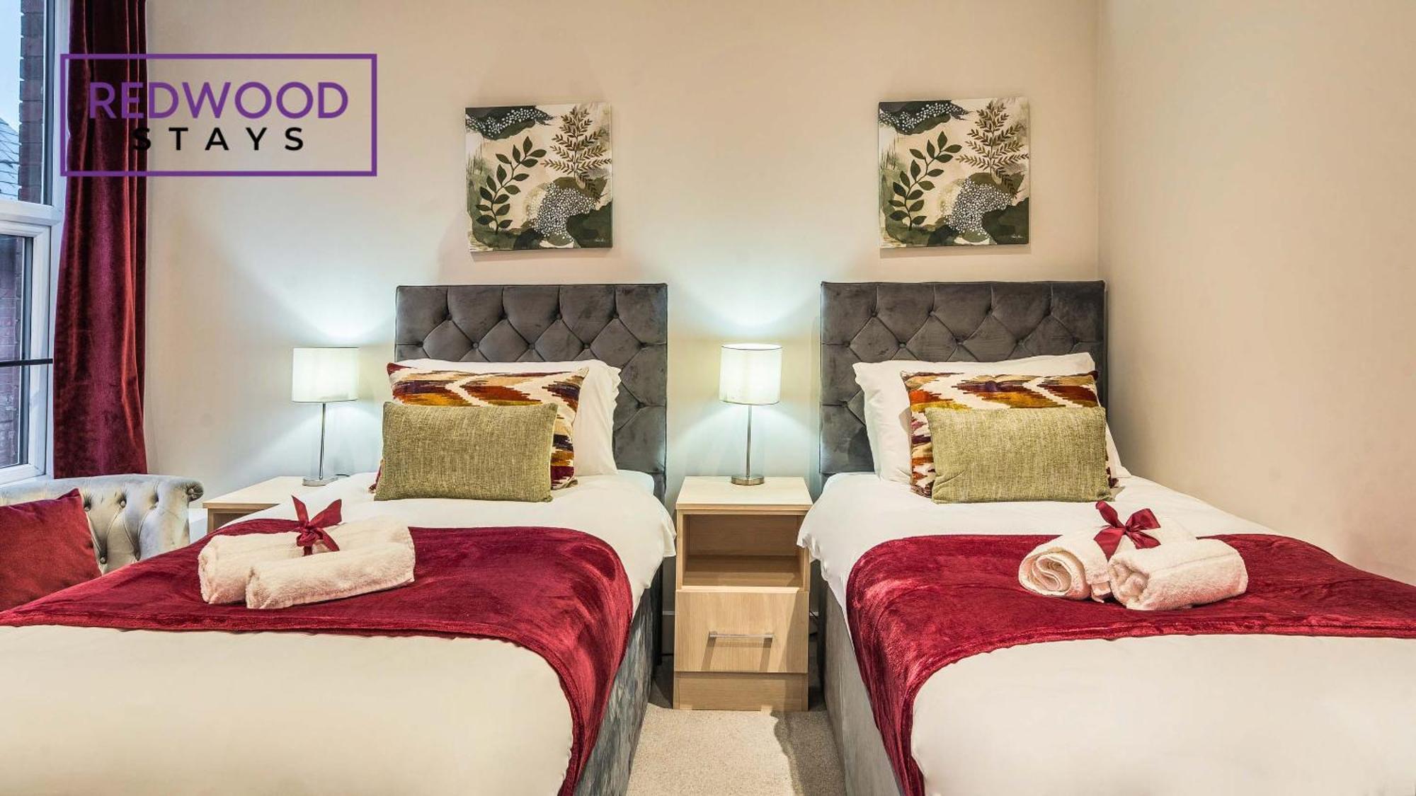 Newly Refurbished Everest Lodge Serviced Apartments For Contractors & Families, Free Wifi & Netflix By Redwood Stays Farnborough  Exterior foto