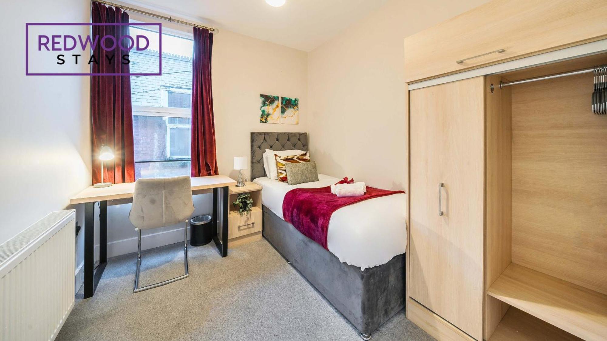 Newly Refurbished Everest Lodge Serviced Apartments For Contractors & Families, Free Wifi & Netflix By Redwood Stays Farnborough  Exterior foto